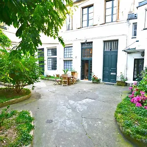  Apartment Fenetre Sur Cour